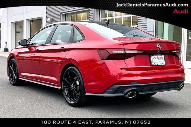 Used 2025 Volkswagen Jetta GLI Autobahn w/ GLI Black Package FWD image 9