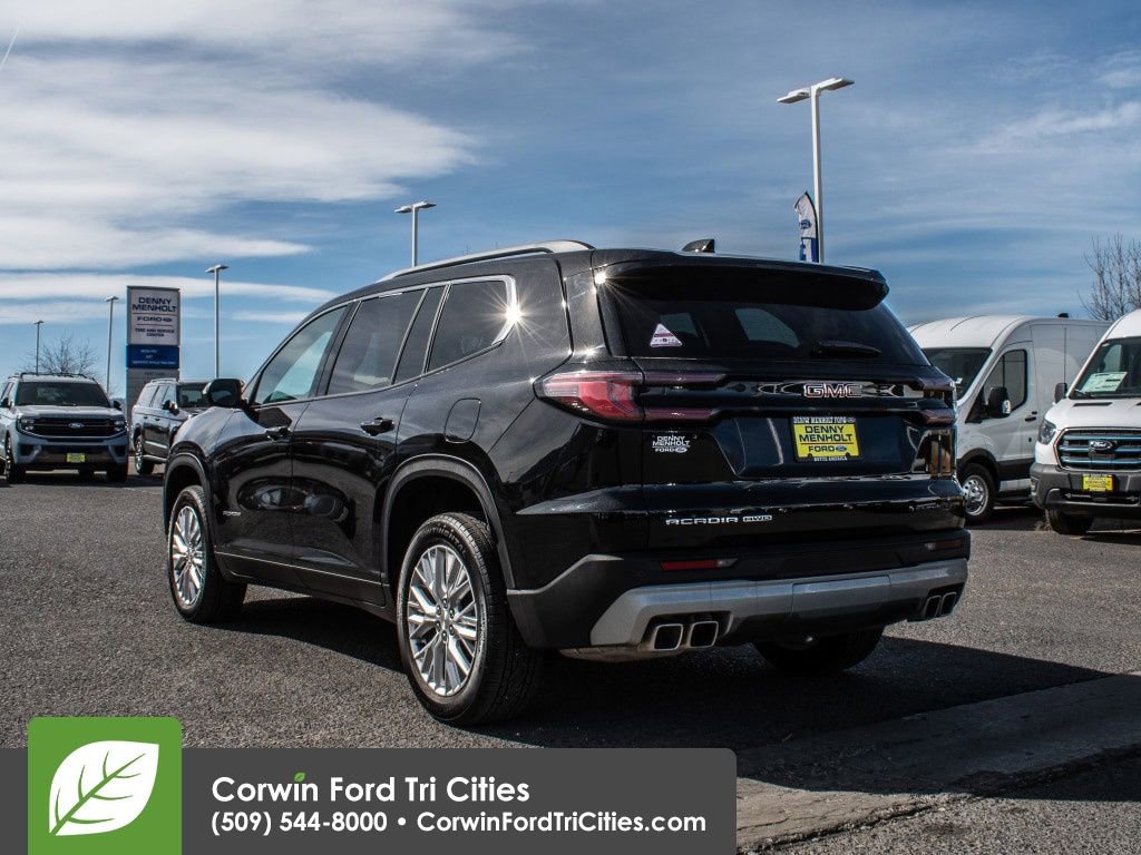 Used 2025 GMC Acadia Elevation w/ Elevation Premium Package image 14
