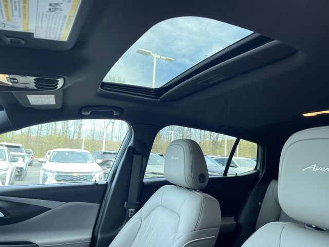 Certified 2025 Buick Envista Avenir FWD image 18