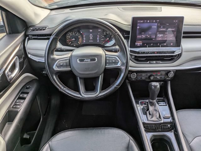 Used 2022 Jeep Compass Limited AWD/4WD image 16