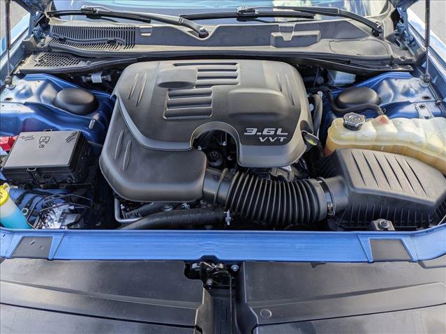 Used 2022 Dodge Challenger SXT image 22