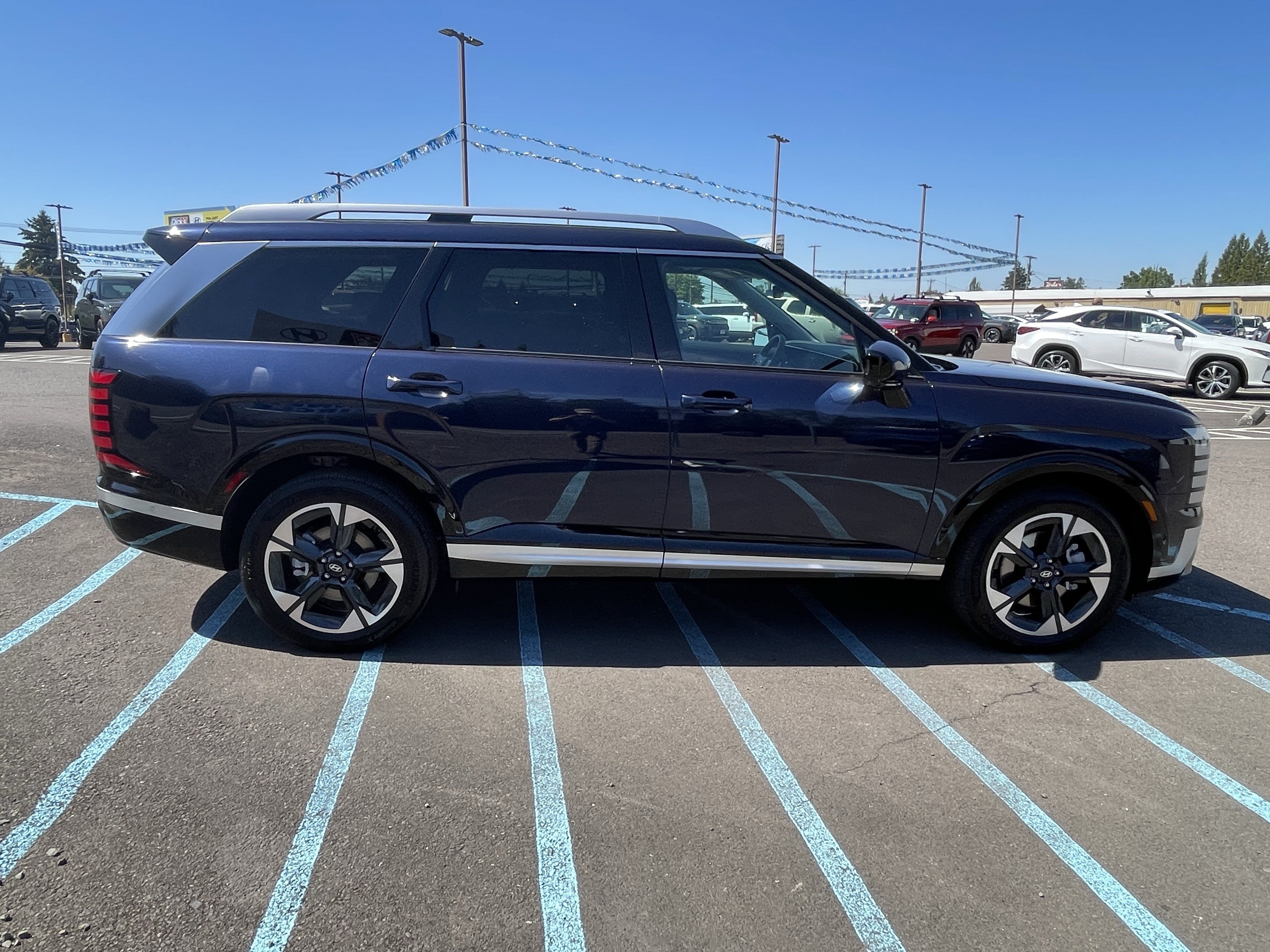 Certified 2026 Hyundai Palisade Limited AWD/4WD image 6