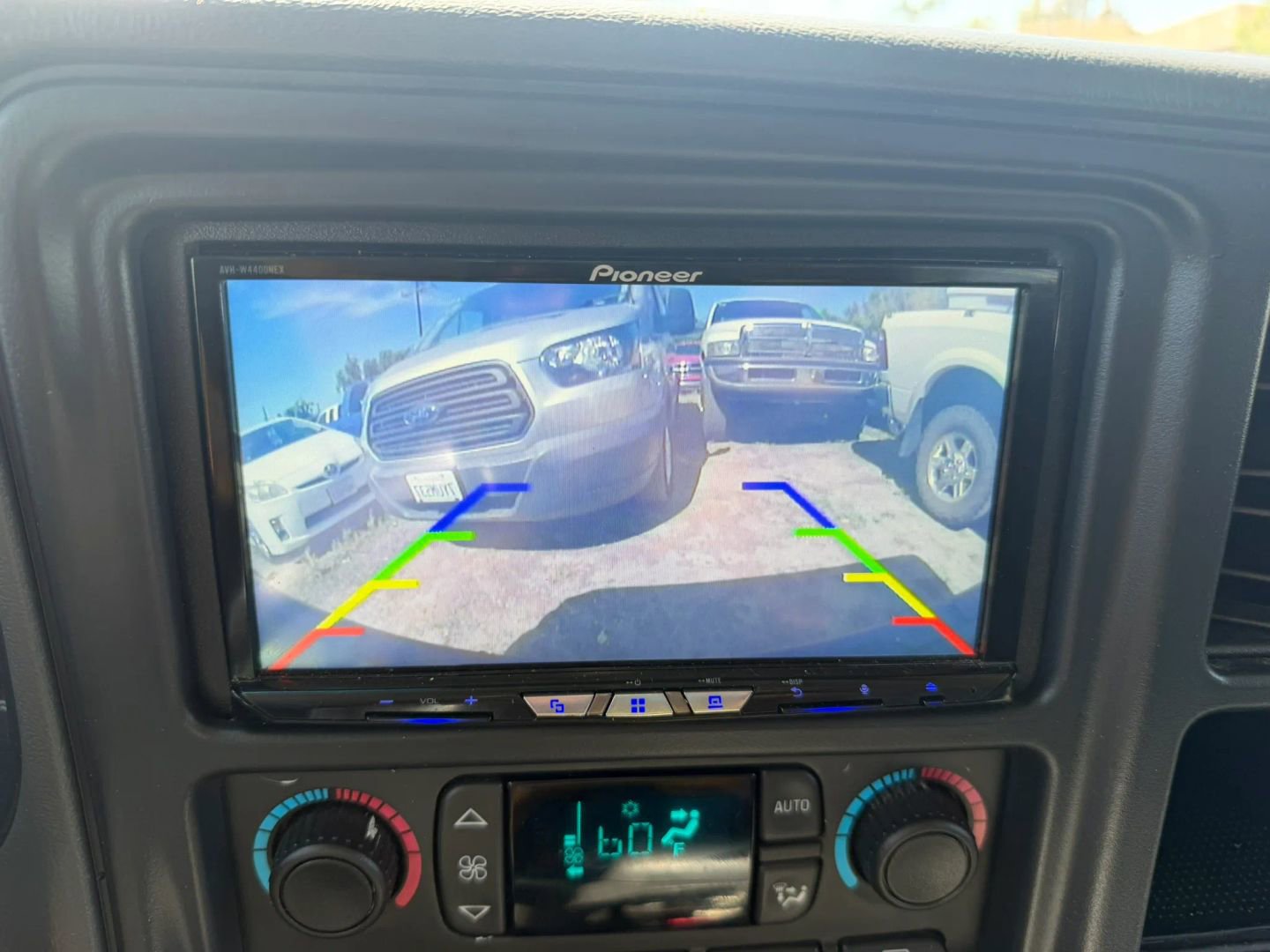 Used 2005 Chevrolet Silverado 2500 LT w/ Heavy-Duty Power Package AWD/4WD image 27