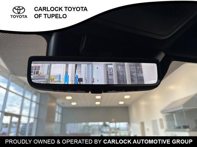 Used 2025 Toyota Tundra Platinum AWD/4WD image 33