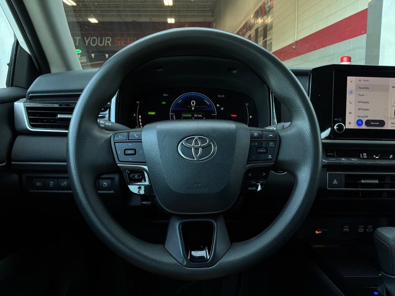 Used 2025 Toyota Camry LE FWD image 31