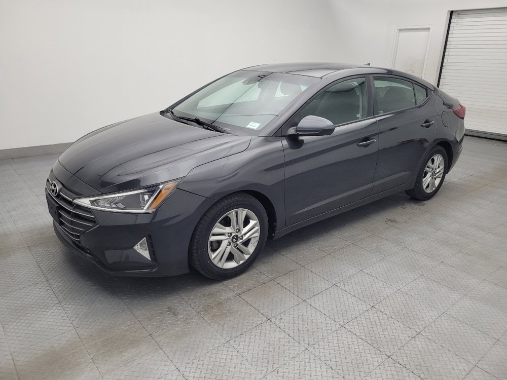 Used 2020 Hyundai Elantra SEL w/ Cargo Package (C1) FWD image 2