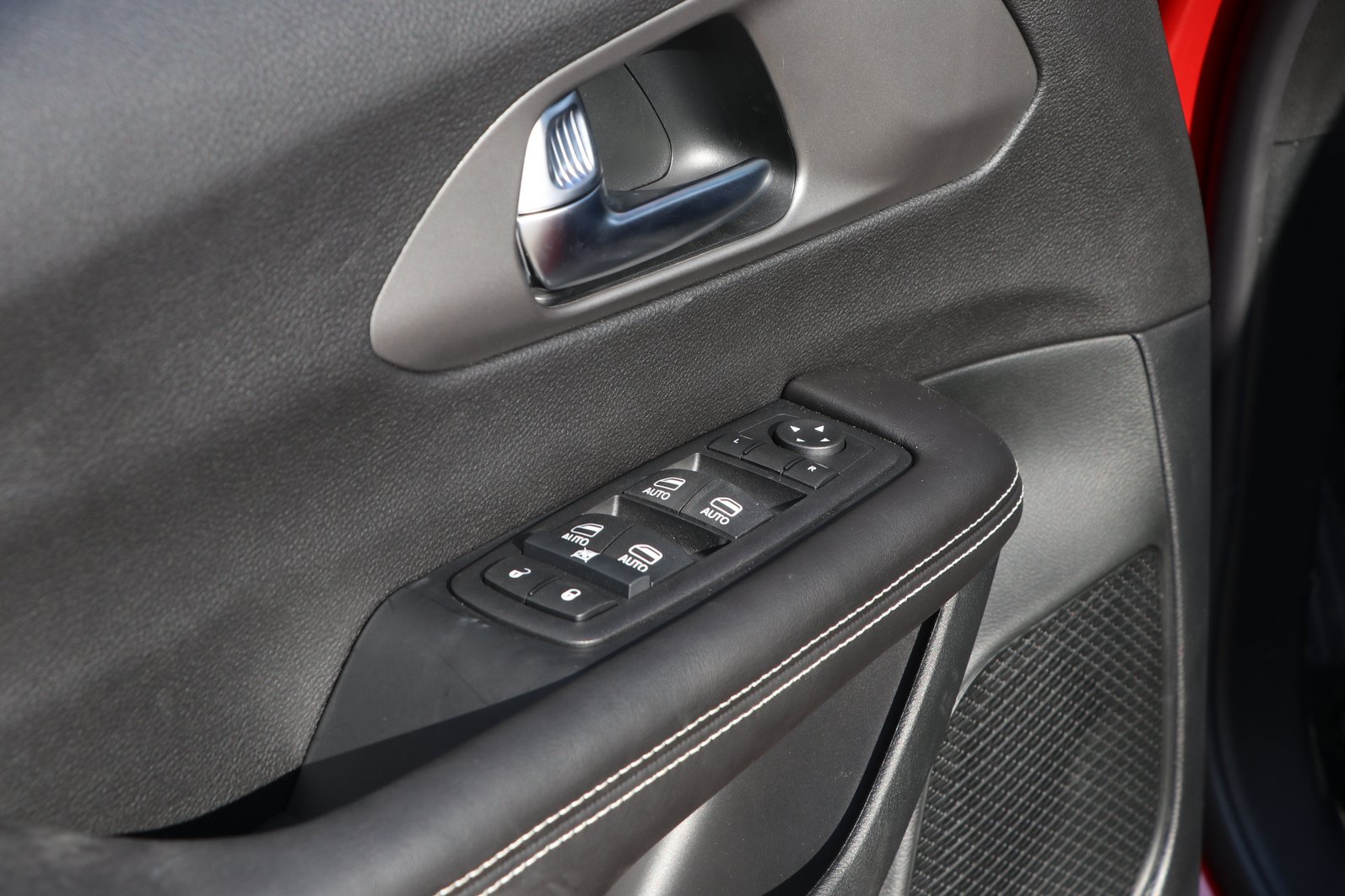 New 2027 Chrysler Pacifica LX FWD image 11
