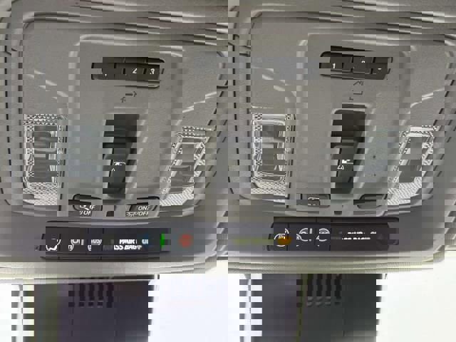 Used 2025 Chevrolet Silverado 1500 LT Trail Boss w/ Convenience Package II AWD/4WD image 34