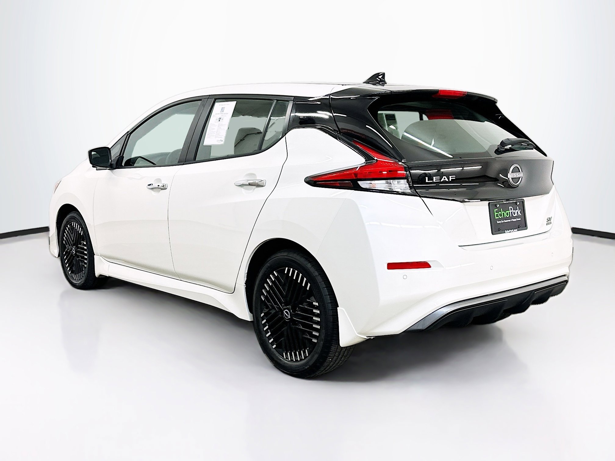 Used 2025 Nissan Leaf SV Plus FWD image 5
