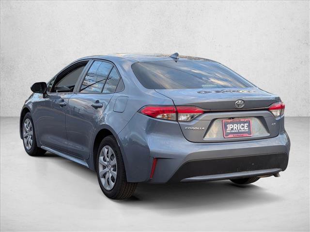 Used 2022 Toyota Corolla LE image 7