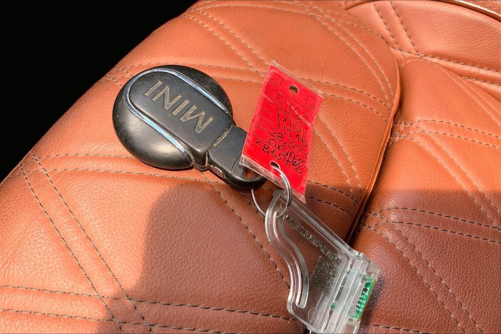 Used 2019 MINI Cooper S FWD image 8