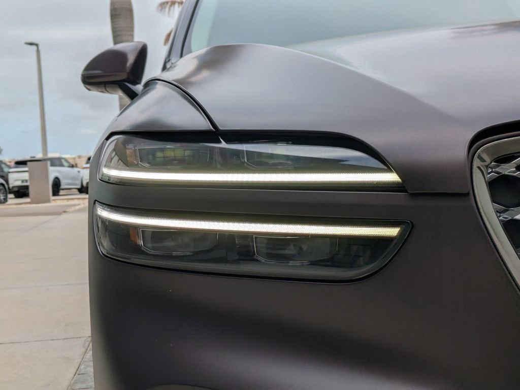 Used 2023 Genesis GV70 3.5T Sport w/ Sport Advanced Package image 11