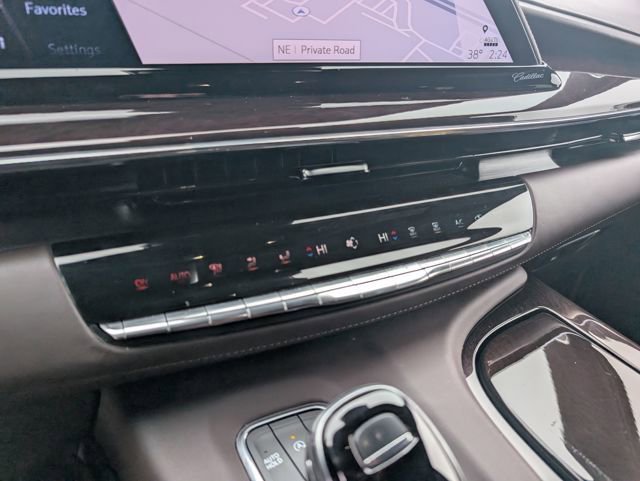 Certified 2023 Cadillac Escalade ESV Premium Luxury Platinum w/ LPO, Radiant Package image 22