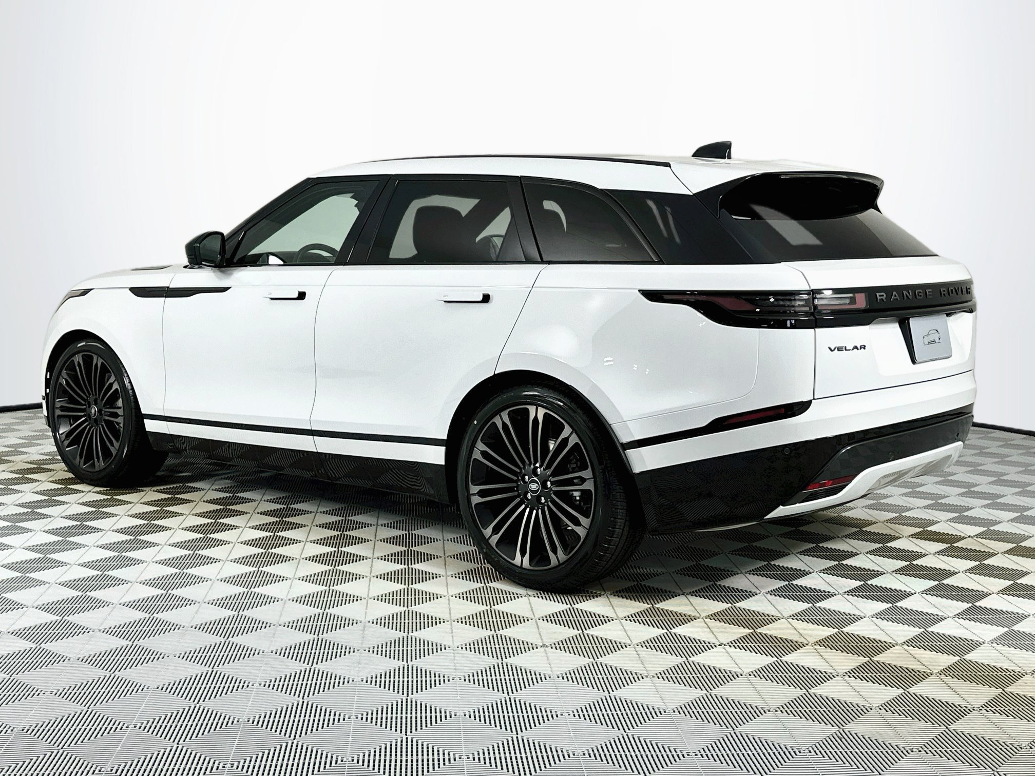 New 2026 Land Rover Range Rover Velar Belgravia AWD/4WD image 7