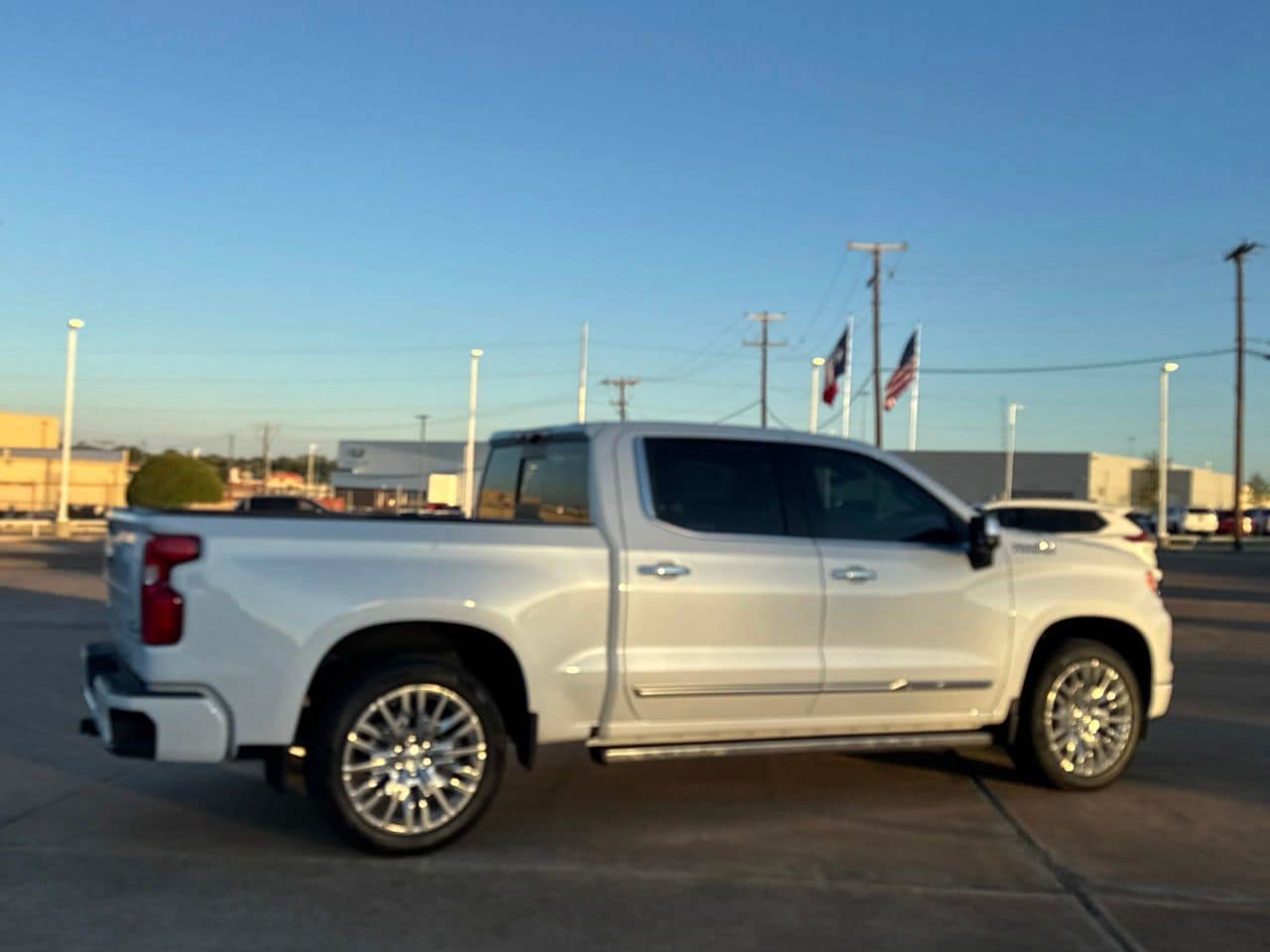 Used 2026 Chevrolet Silverado 1500 High Country AWD/4WD image 30