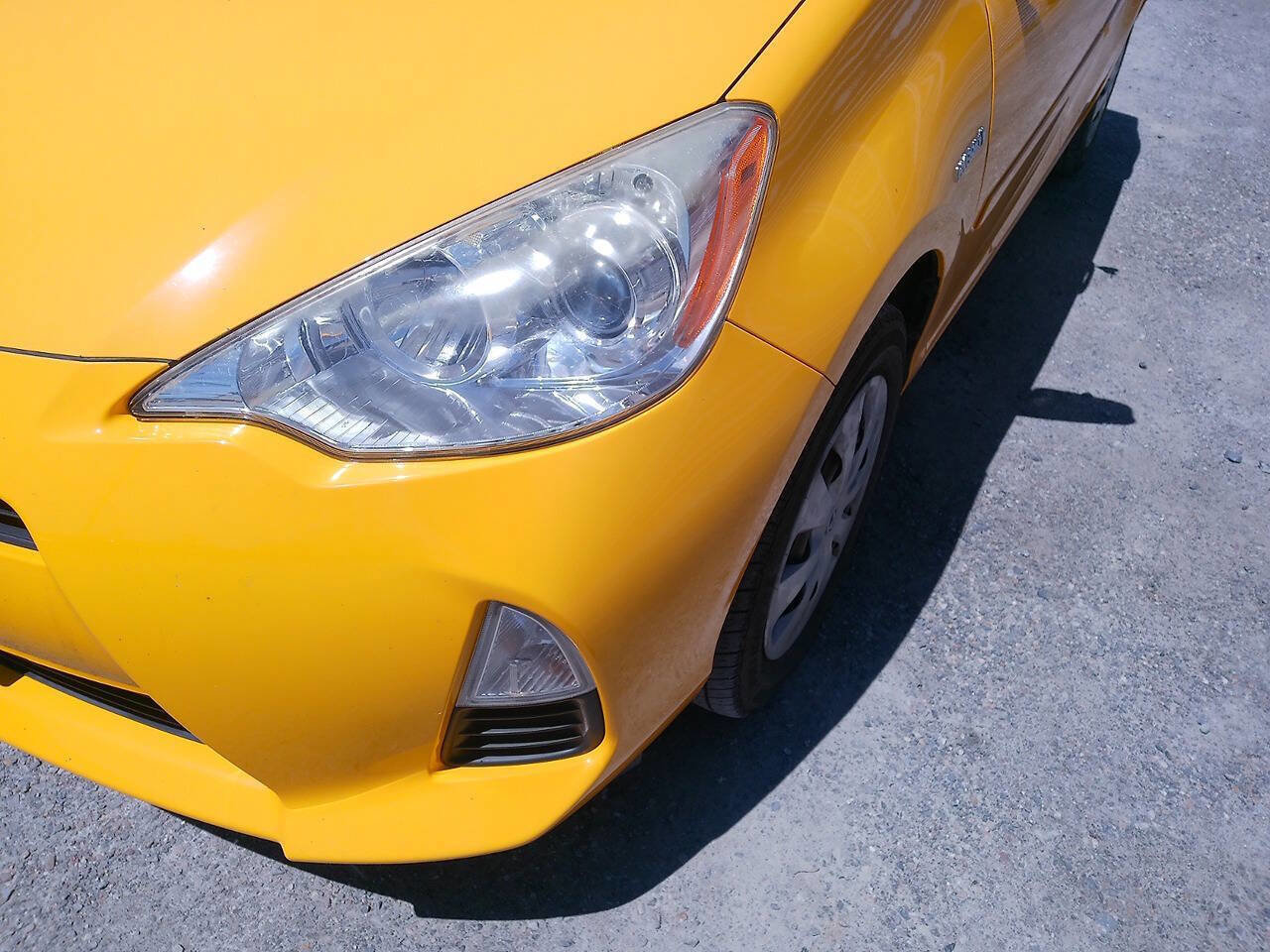 Used 2014 Toyota Prius C Two FWD image 25