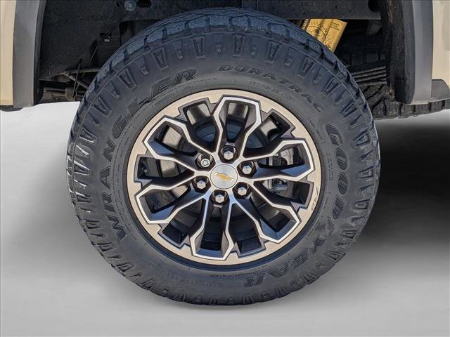 Used 2021 Chevrolet Colorado ZR2 AWD/4WD image 24