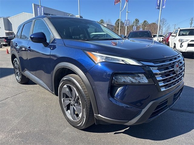 Used 2025 Nissan Rogue SV image 7