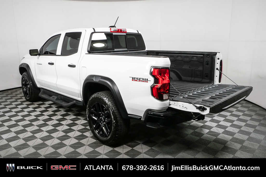 Used 2024 Chevrolet Colorado Trail Boss w/ Technology Package image 29