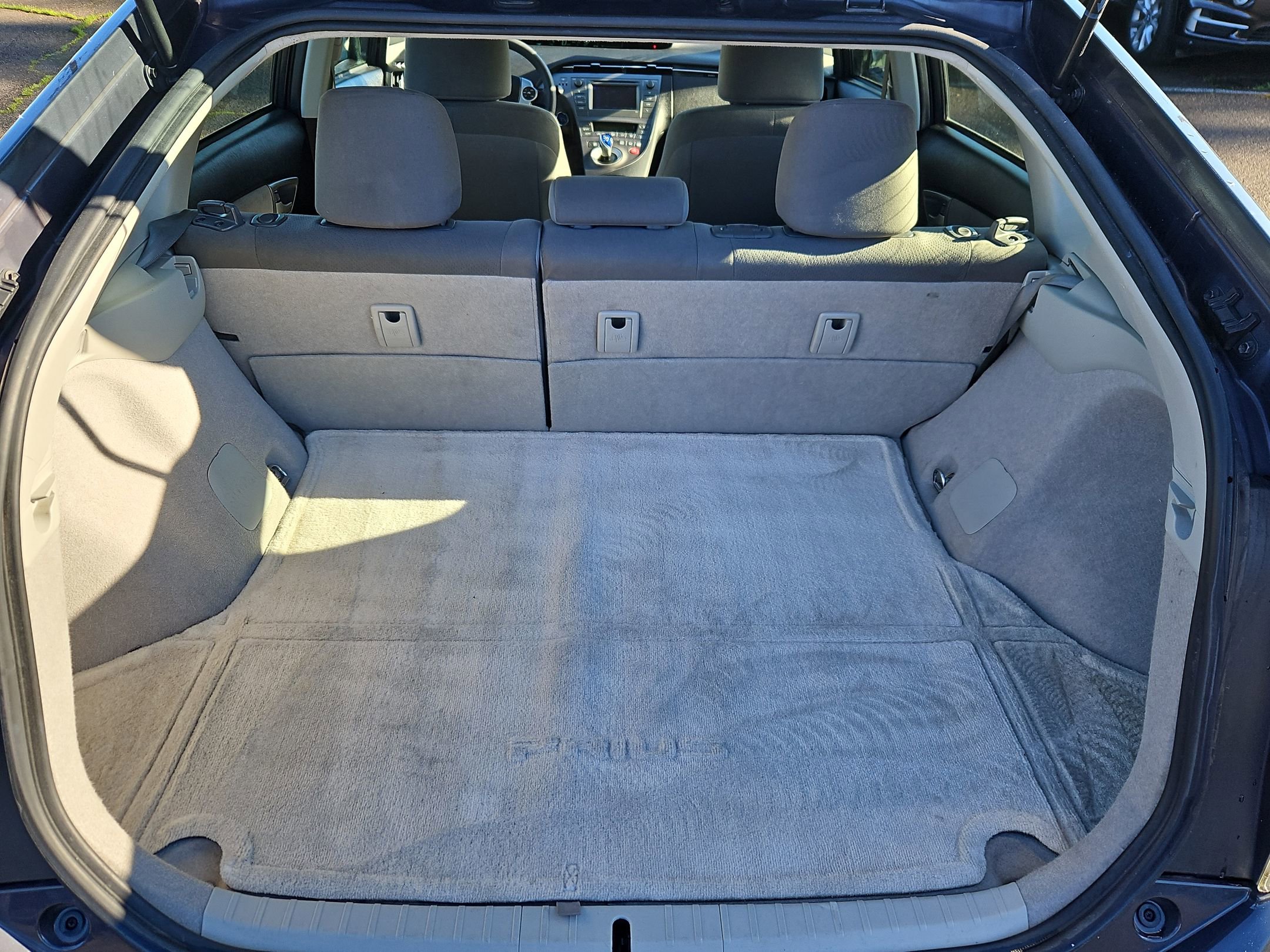Used 2014 Toyota Prius Two image 24
