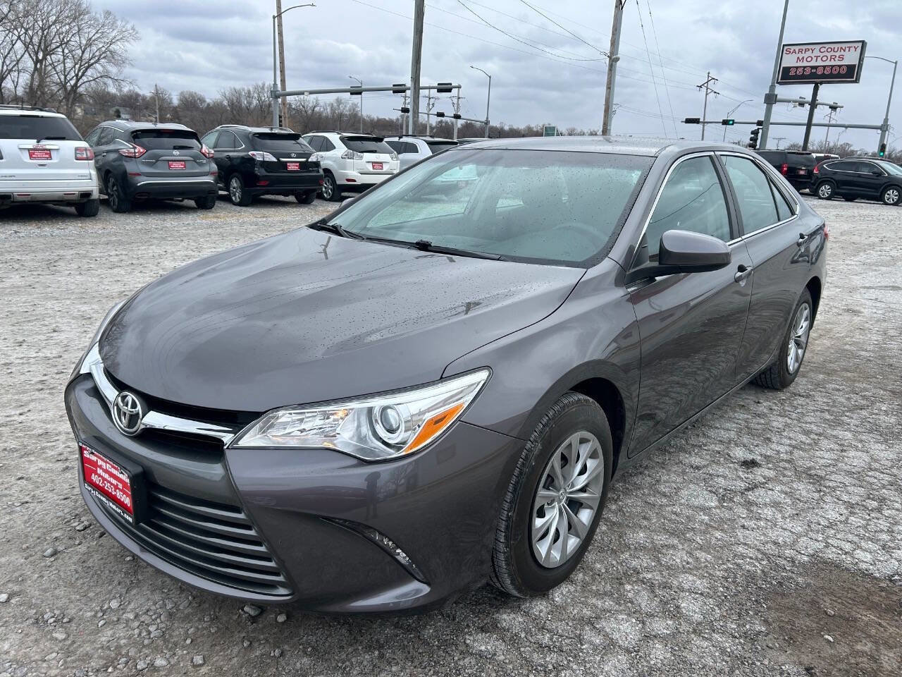 Used 2016 Toyota Camry LE image 7