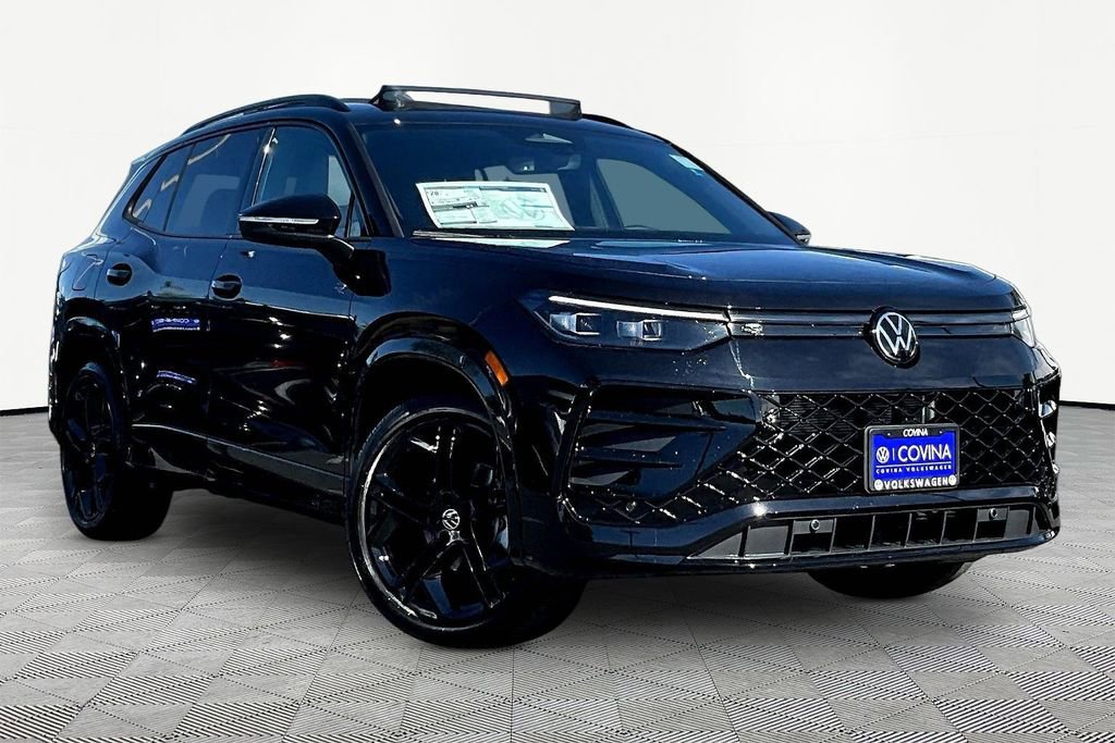 New 2026 Volkswagen Tiguan SE R-Line image 1