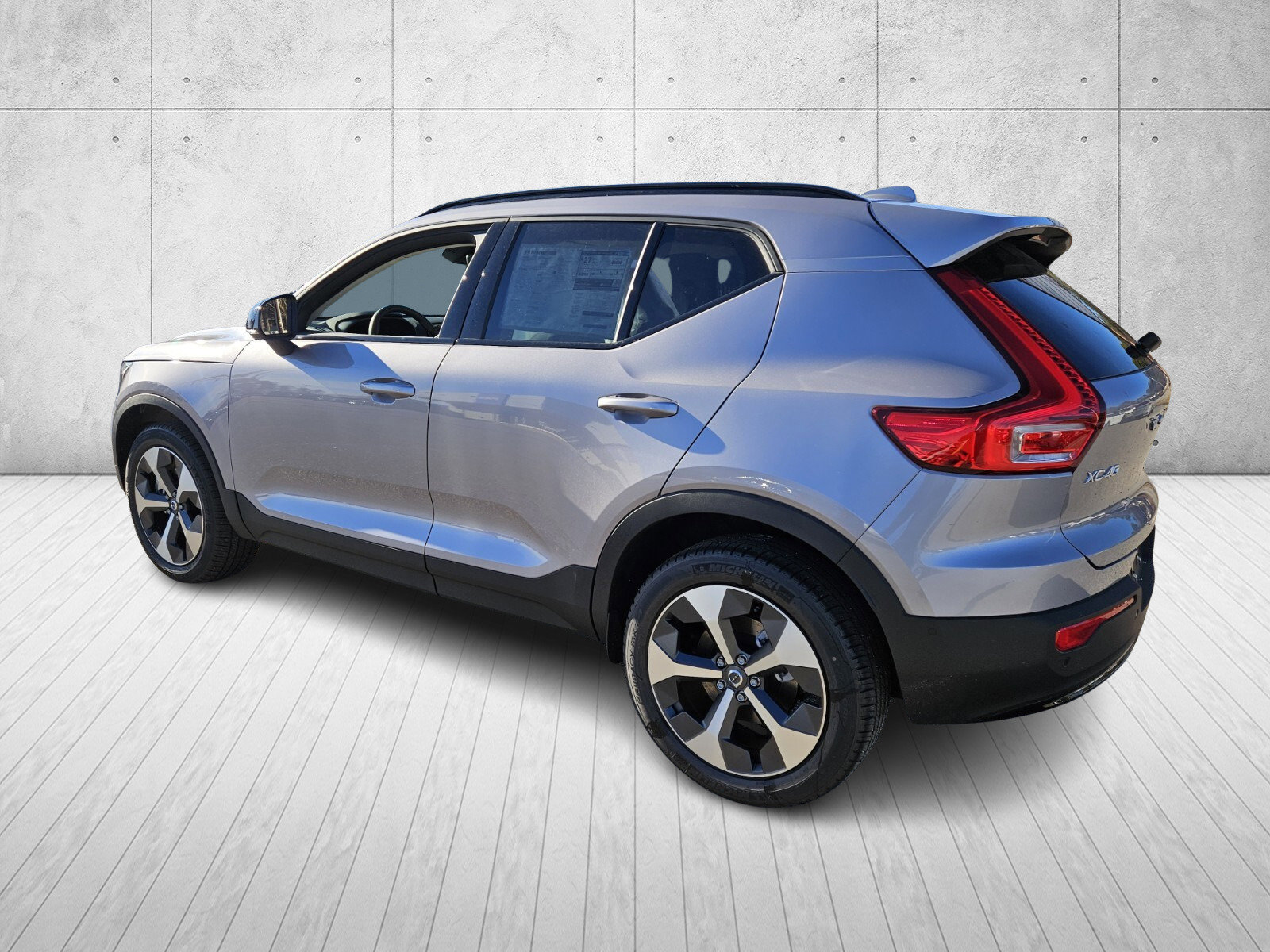 New 2026 Volvo XC40 B4 Plus w/ Climate Package image 5