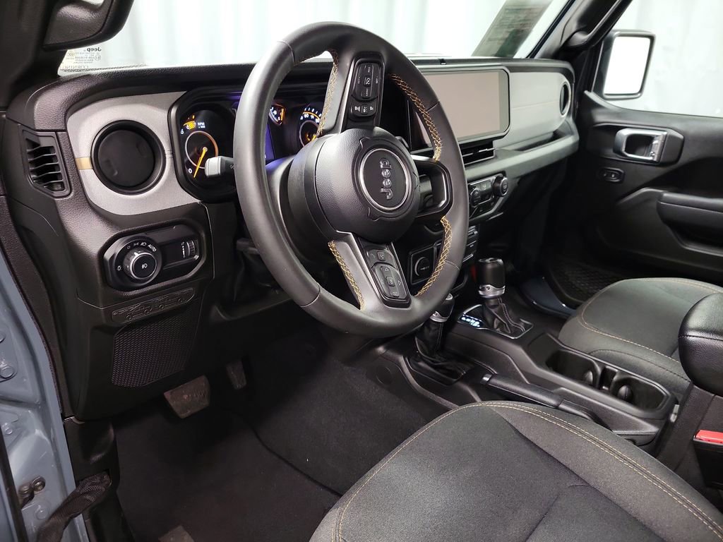 Used 2024 Jeep Wrangler Sport S image 13
