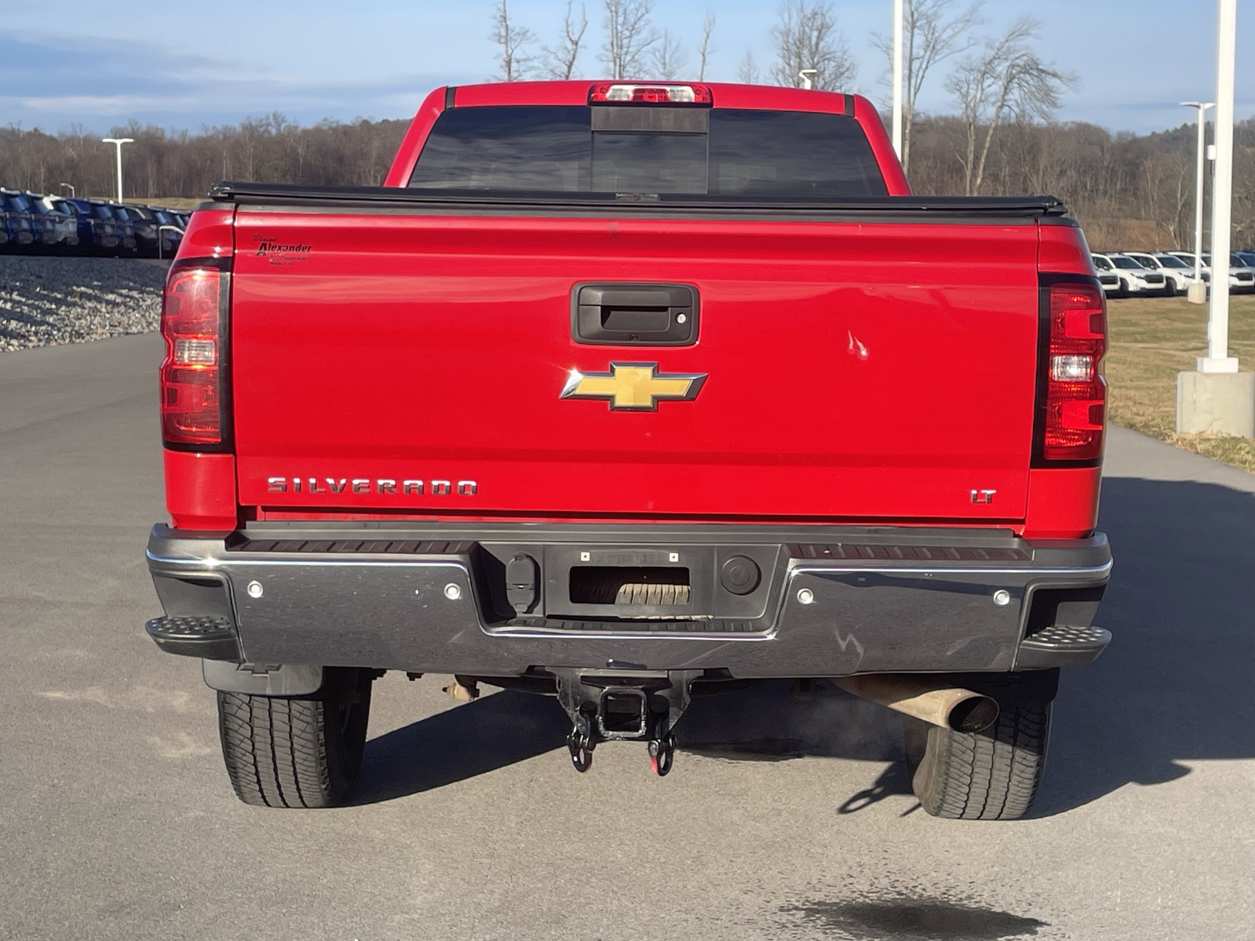 Used 2015 Chevrolet Silverado 2500 LT w/ LT Convenience Package image 4