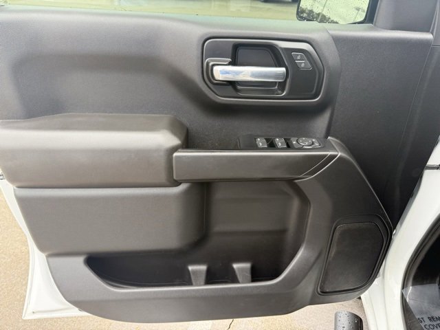 Used 2022 Chevrolet Silverado 1500 Custom w/ LPO, Blackout Package image 15