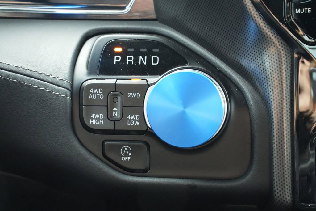 Used 2023 RAM 1500 Limited image 12