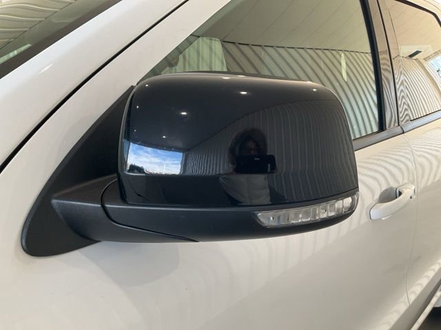 Used 2024 Dodge Durango GT image 3