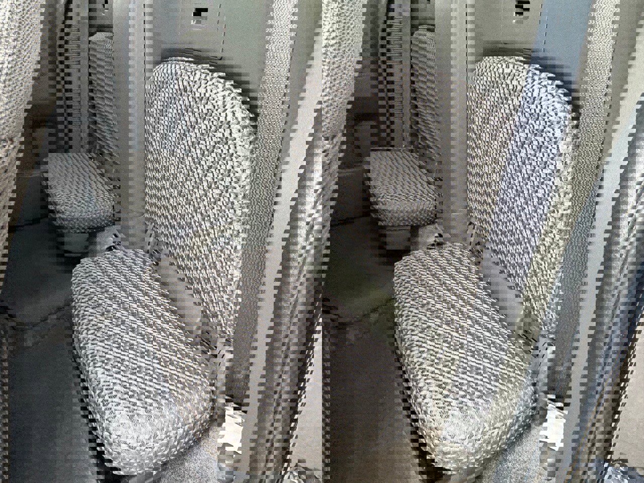 Used 2016 Nissan Frontier SV image 30