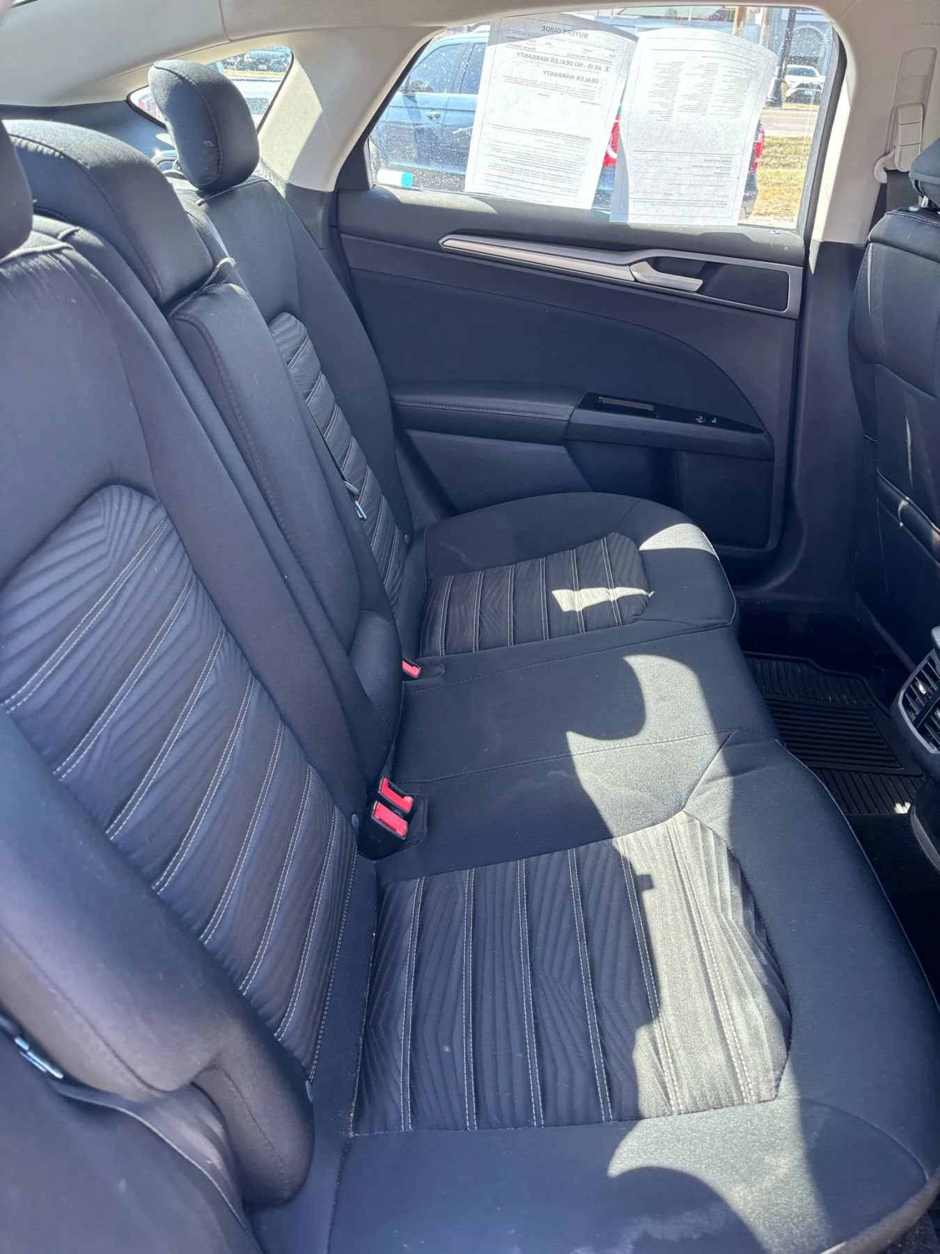 Used 2016 Ford Fusion SE image 19