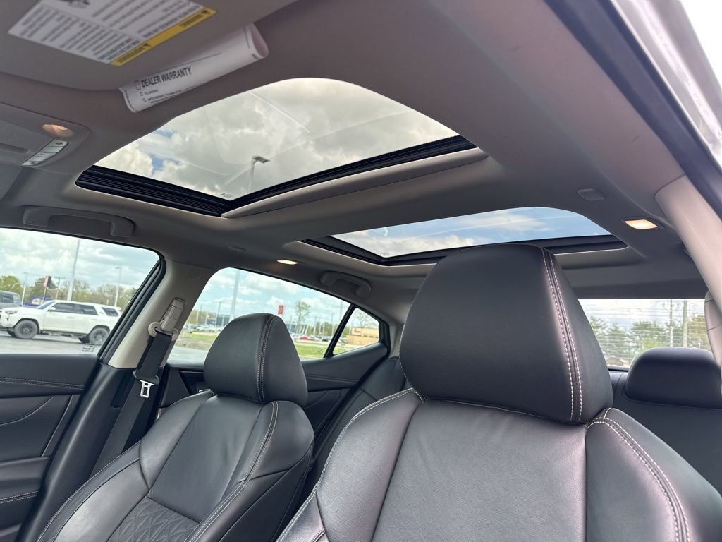 Used 2017 Nissan Maxima Platinum w/ Medallion Package image 26