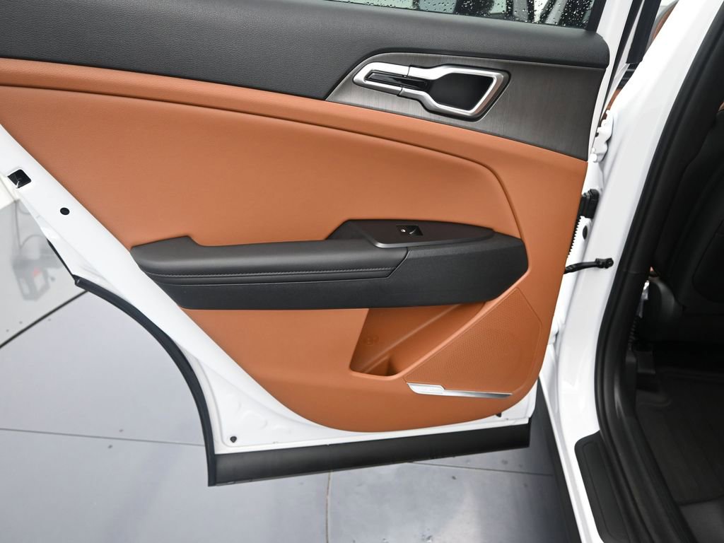 New 2026 Kia Sportage X-Line w/ X-Line Technology Package image 17