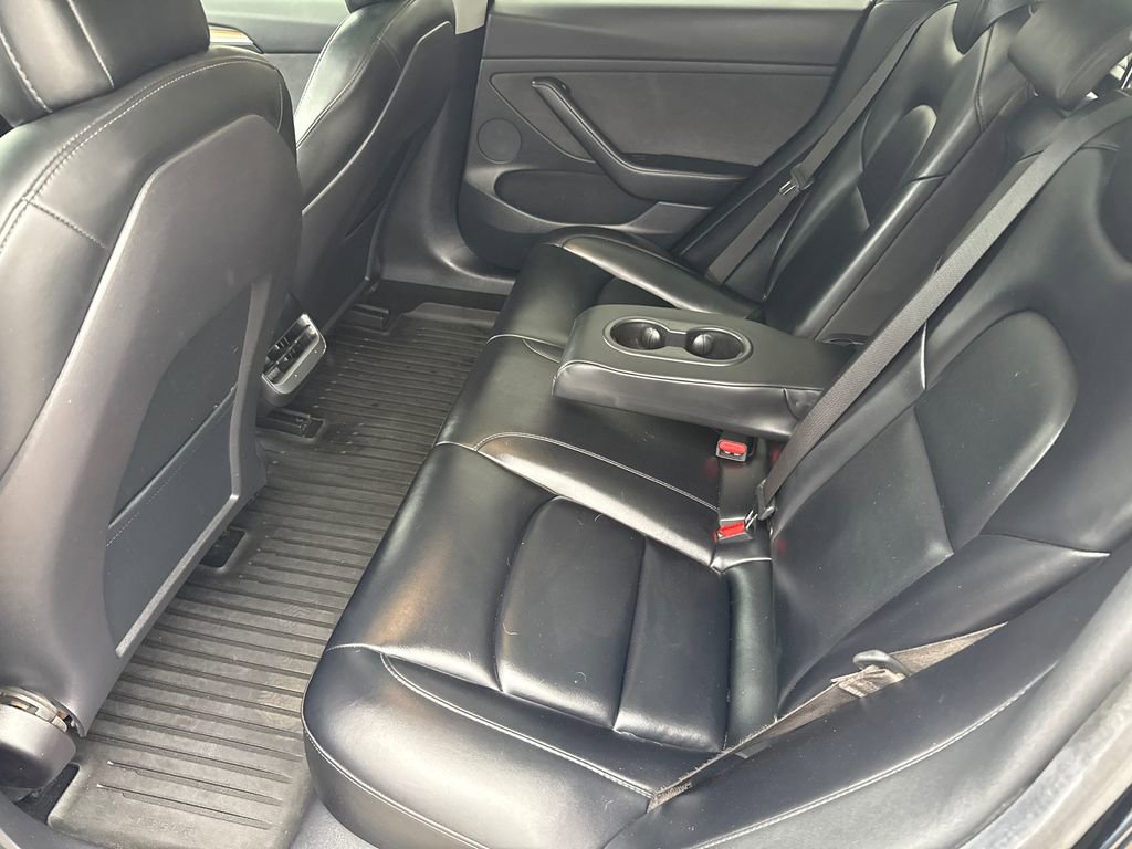 Used 2021 Tesla Model 3 Performance image 18