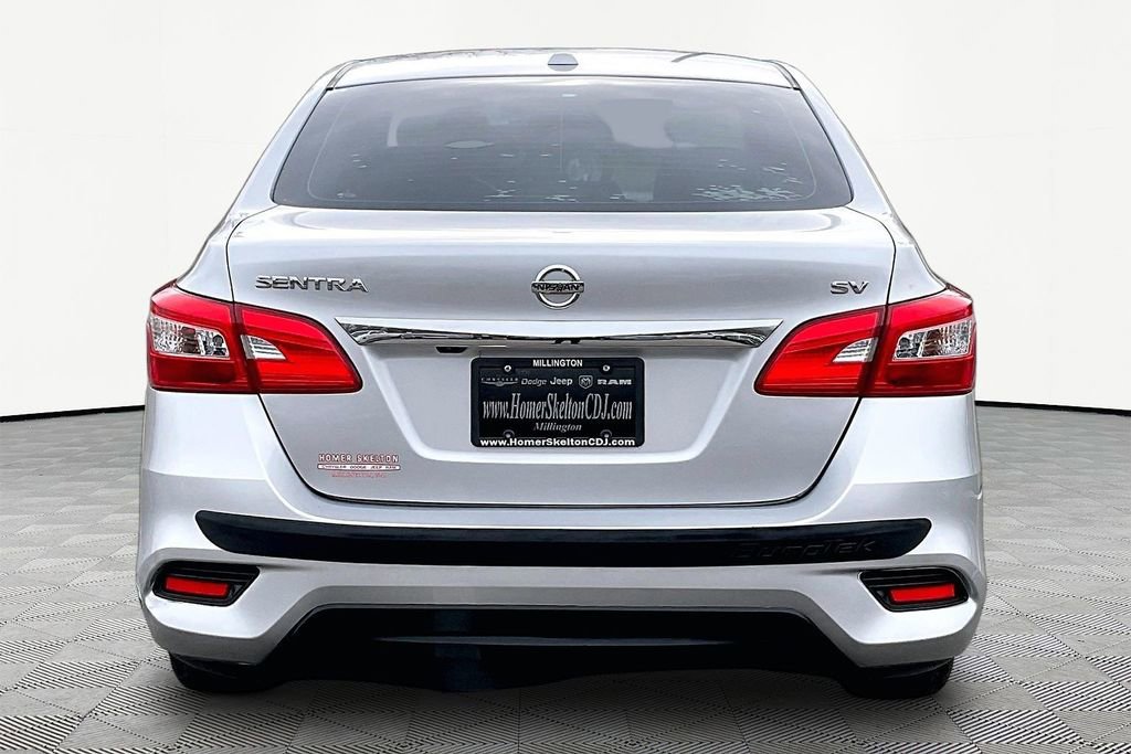 Used 2016 Nissan Sentra SV image 4