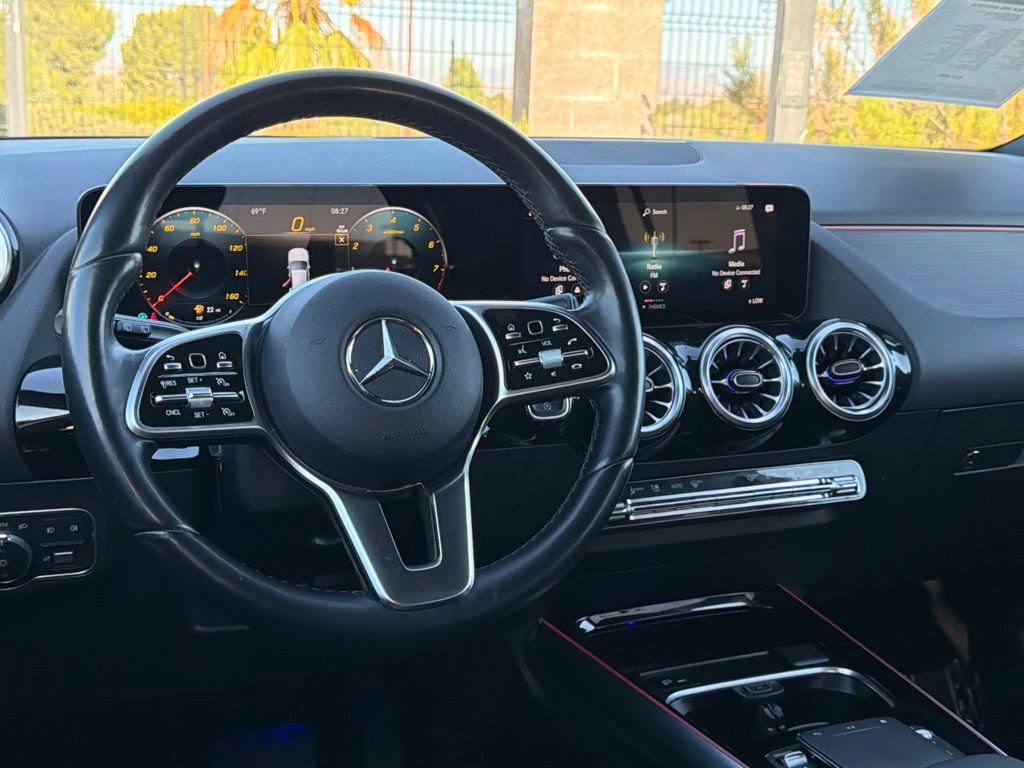 Used 2023 Mercedes-Benz GLA 250 4MATIC image 33