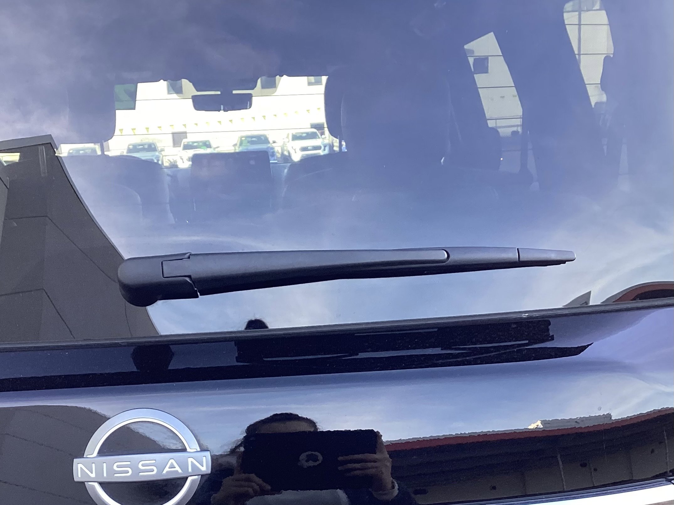 Used 2024 Nissan Armada Platinum w/ Captain's Chairs Package image 12