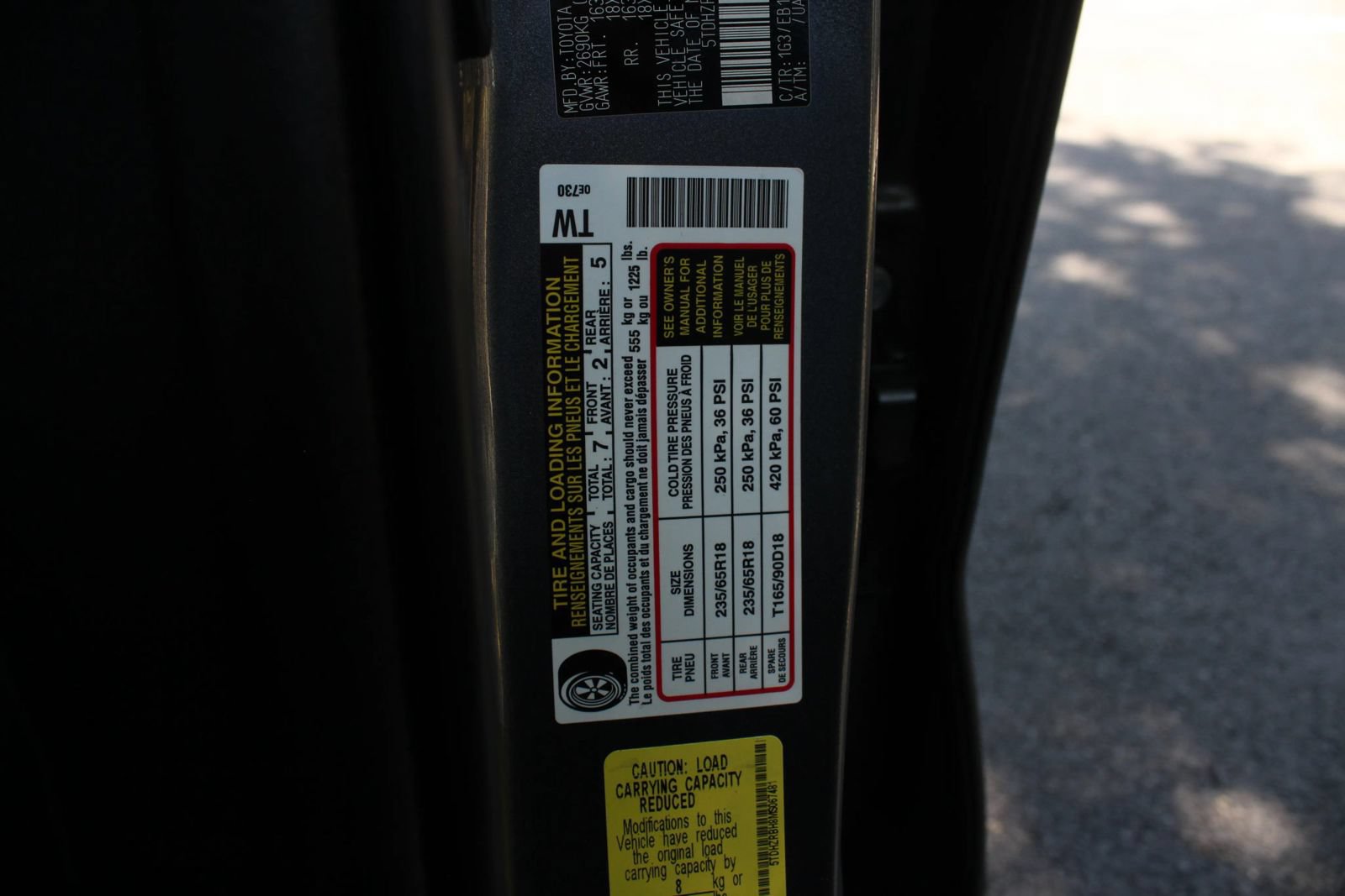 Used 2021 Toyota Highlander XLE AWD/4WD image 36