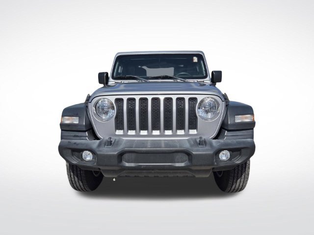 Used 2019 Jeep Wrangler Sport AWD/4WD image 3