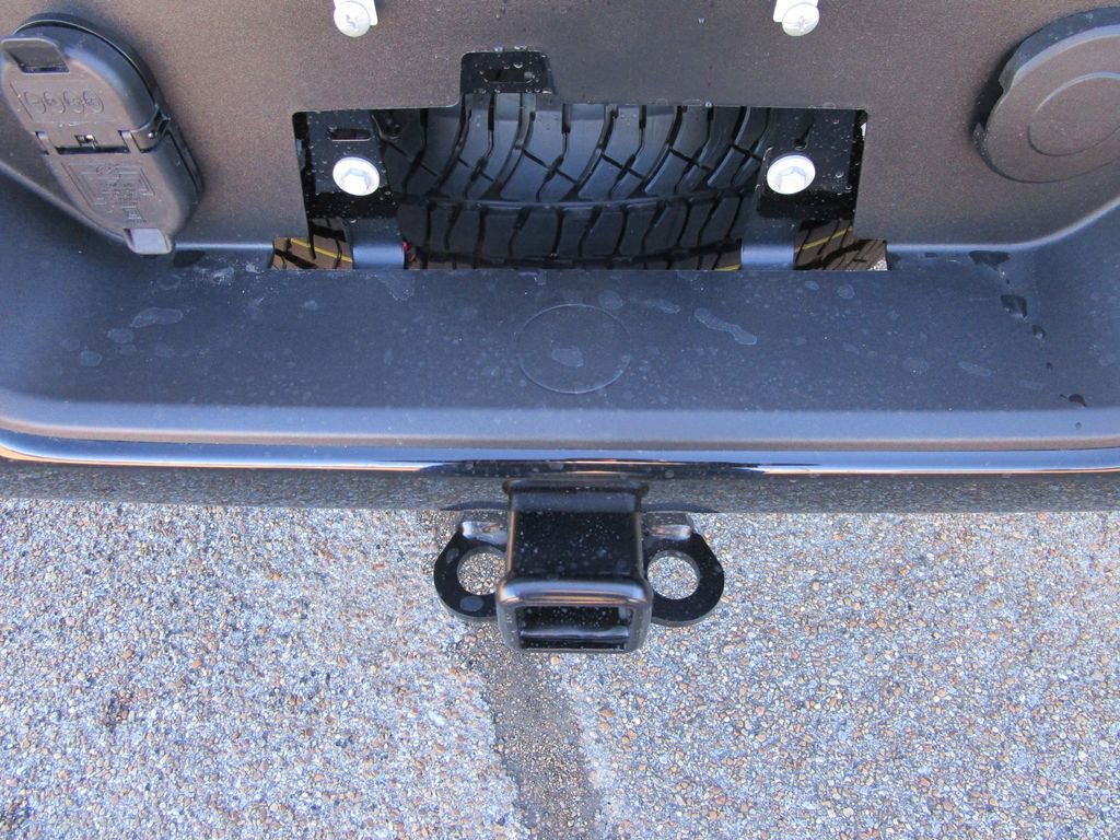 New 2026 Chevrolet Silverado 2500 Custom w/ Custom Value Package image 16