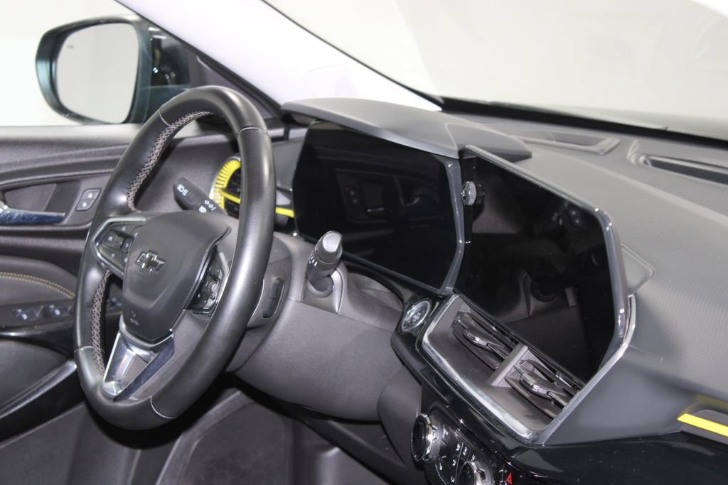 Used 2024 Chevrolet Trax ACTIV w/ Sunroof Package FWD image 27