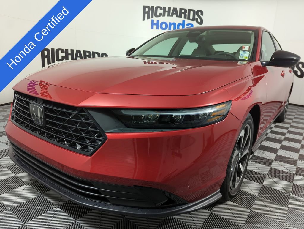 Certified 2025 Honda Accord SE image 1