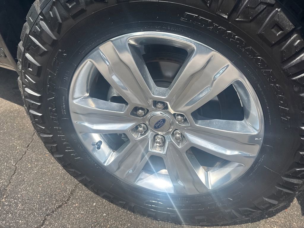 Used 2020 Ford F150 Platinum w/ Equipment Group 701A Luxury AWD/4WD image 41