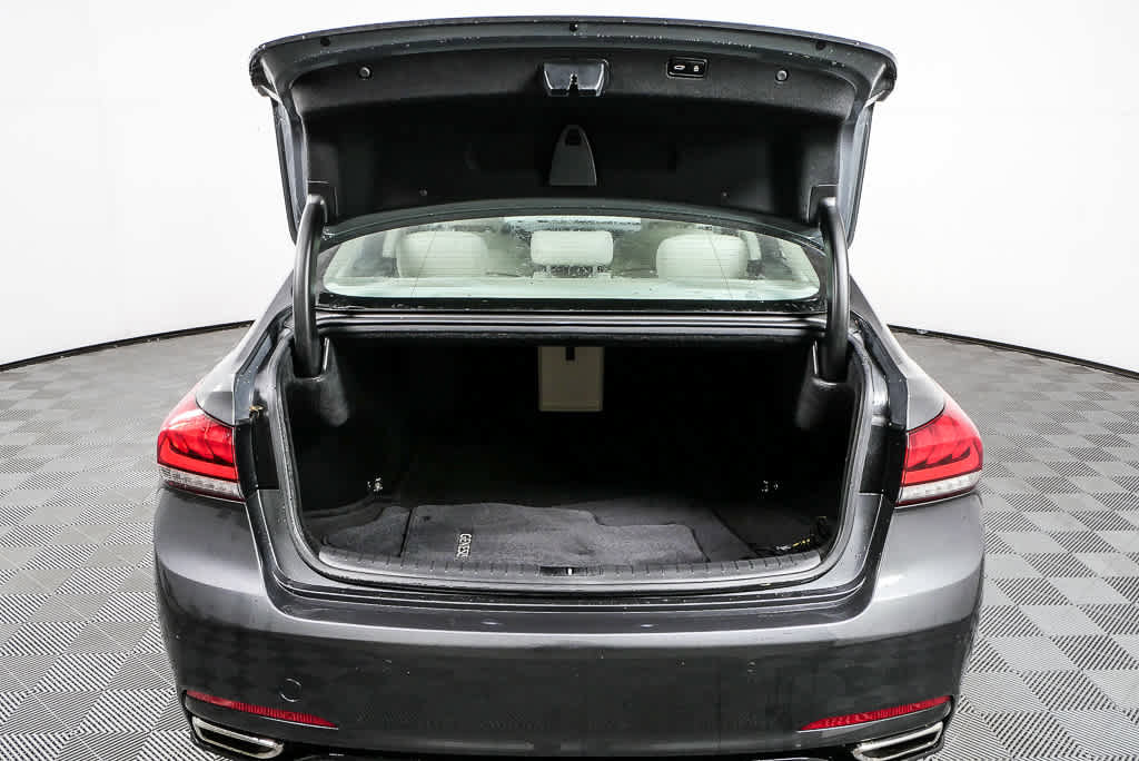 Used 2018 Genesis G80 3.8 w/ Option Group 03 image 32