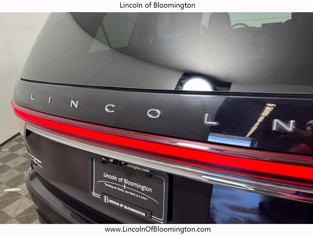 Used 2023 Lincoln Aviator Grand Touring w/ Equipment Group 301A AWD/4WD image 30
