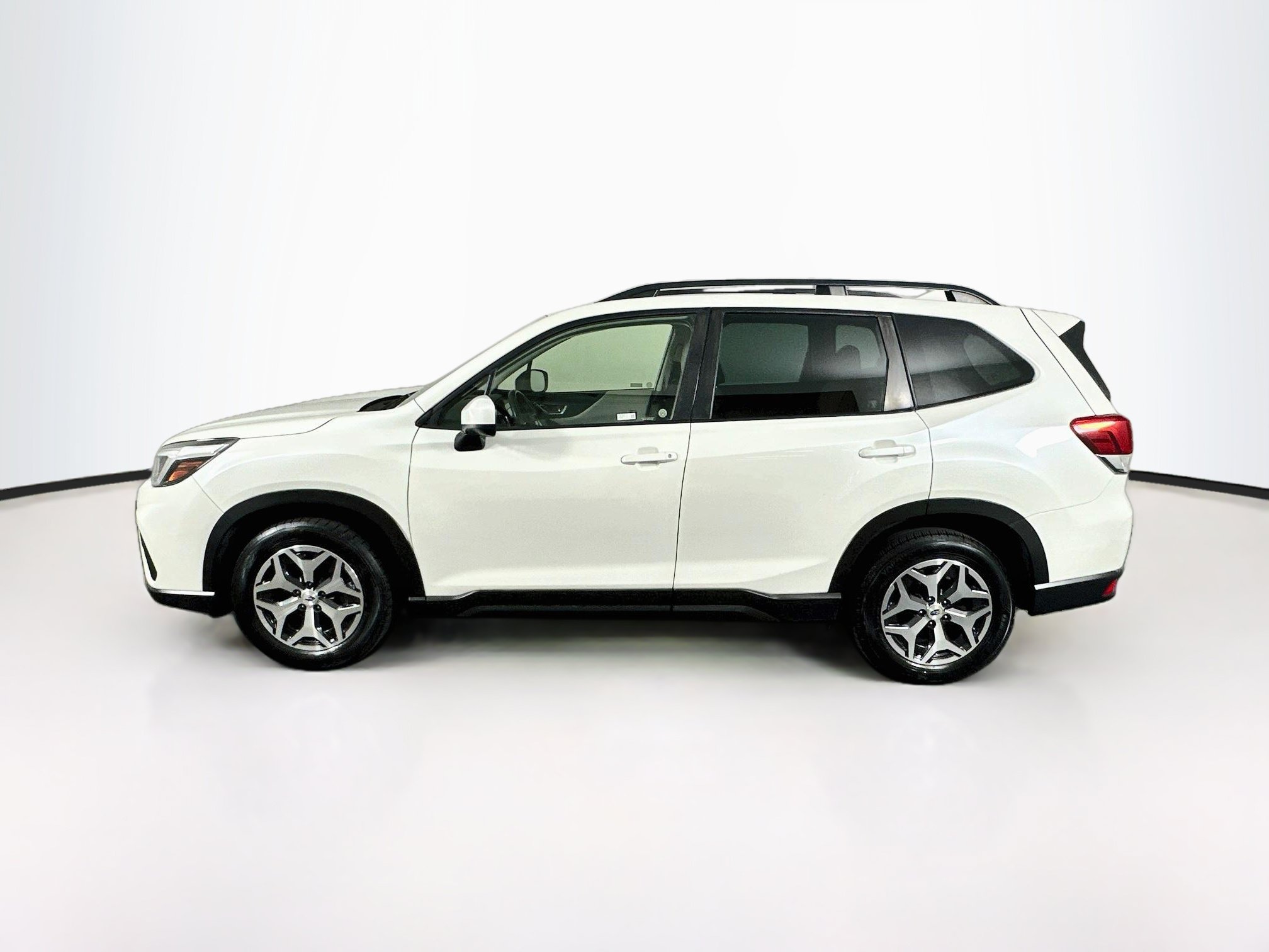 Used 2021 Subaru Forester Premium w/ Popular Package #1 AWD/4WD image 4