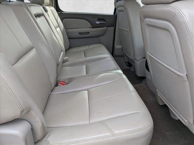 Used 2014 Chevrolet Silverado 2500 LTZ w/ LTZ Plus Package AWD/4WD image 19